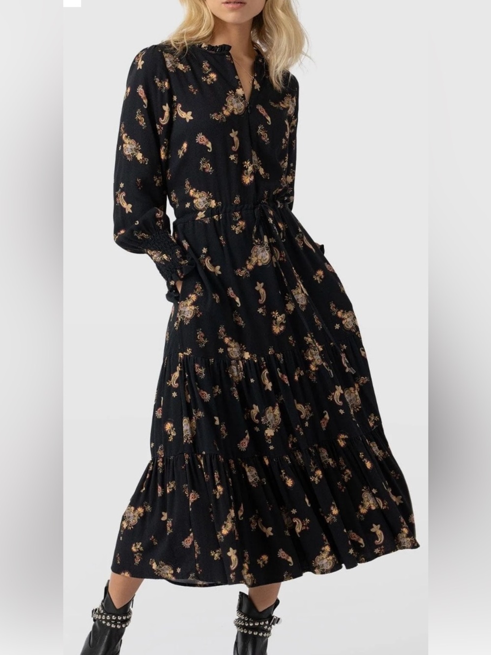 Saint + Sofia Olivia Black Paisley Tiered Maxi Dress Long Sleeve Belted Midi 8⁠